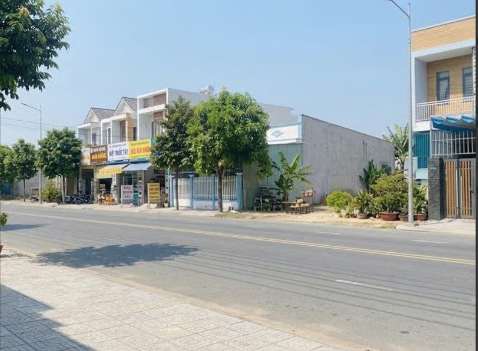 BÁN ĐẤT BIỂN THỊNH LONG,ĐƯỜNG TRỤC CHÍNH KINH DOANH NHÀ HÀNG ,KHÁCH SẠN