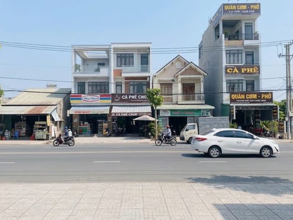 BÁN ĐẤT BIỂN THỊNH LONG,ĐƯỜNG TRỤC CHÍNH KINH DOANH NHÀ HÀNG ,KHÁCH SẠN