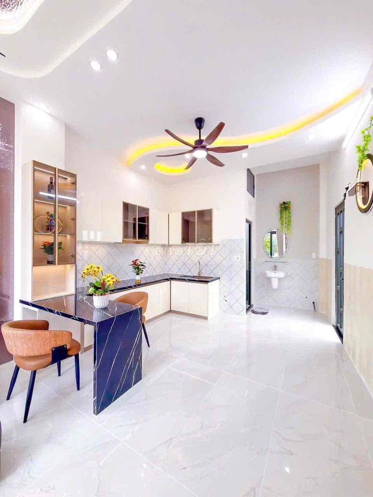NHÀ LẦU MỚI XÂY ĐƯỜNG 3/2 FULL NỘI THẤT - Ảnh 1