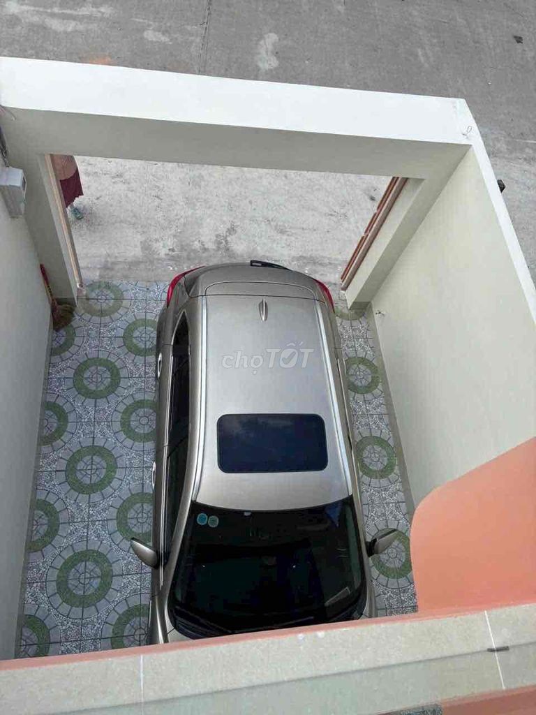 NHÀ LẦU CÓ SÂN ĐẬU Ô TÔ LIỀN KỀ KĐT ĐẠI NGÂN GẦN CHI CỤC THUẾ CẦN THƠ