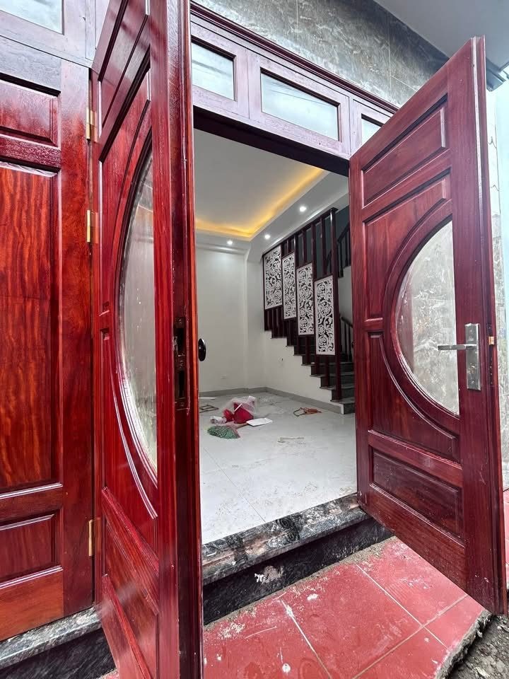 BÁN NHÀ ĐẸP - GIÁ TỐT 2TỶxx - NHIỀU TIỆN ÍCH - Ở THOẢI MÁI