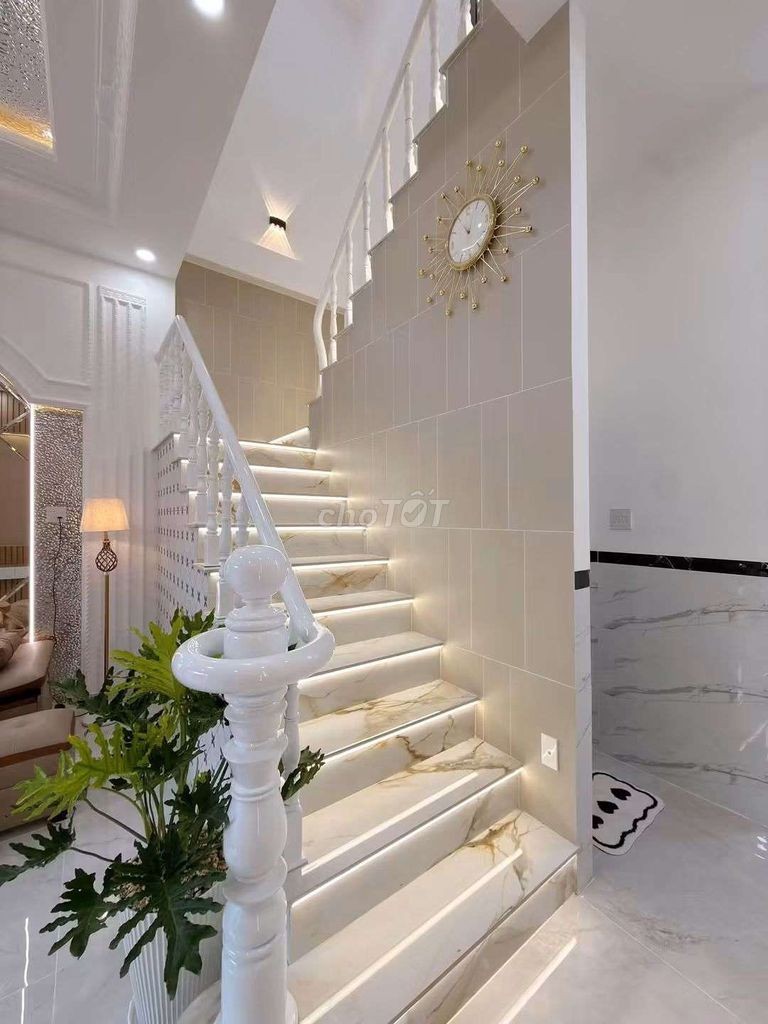 NHÀ TRỆT LẦU + NỘI THẤT CAO CẤP - KHU VH TÂY ĐÔ - Ảnh 3