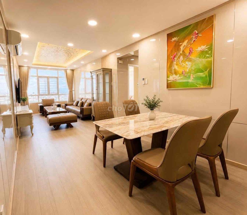 Bán căn 2 ngủ Hagl - 94m2 - full nội thất - giá tốt - Ảnh 1