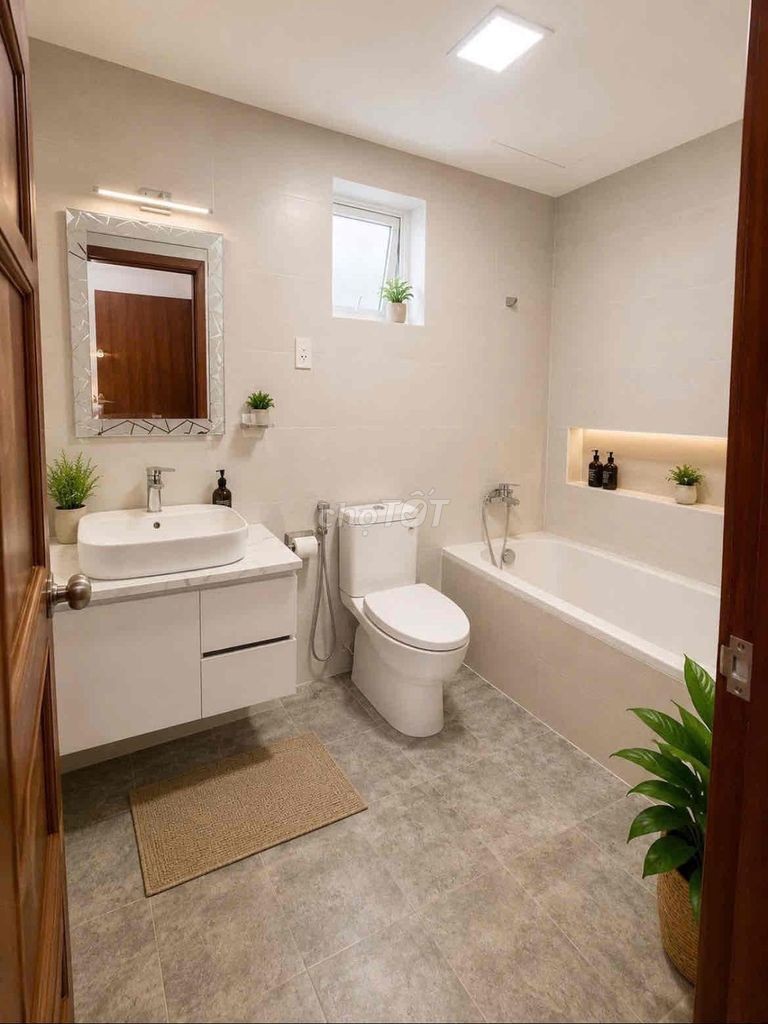Bán căn 2 ngủ Hagl - 94m2 - full nội thất - giá tốt - Ảnh 2