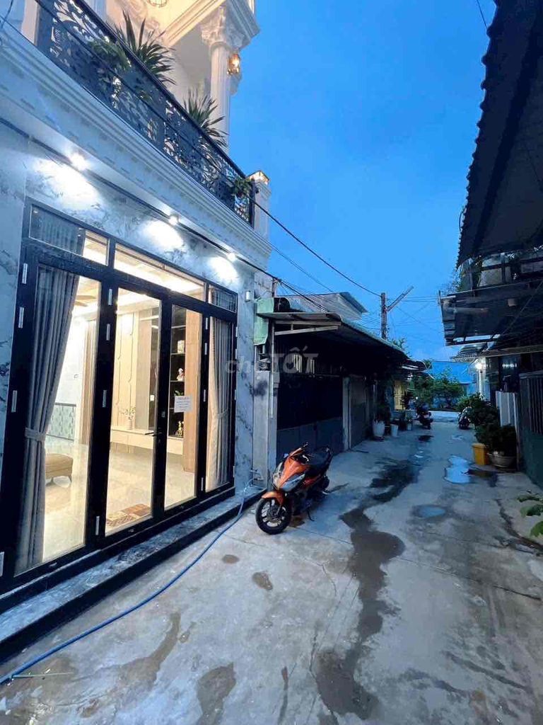 NHÀ LẦU 3 PHÒNG NGỦ LỘ Ô TÔ GẦN ĐẠI HỌC Y DƯỢC - Ảnh 2