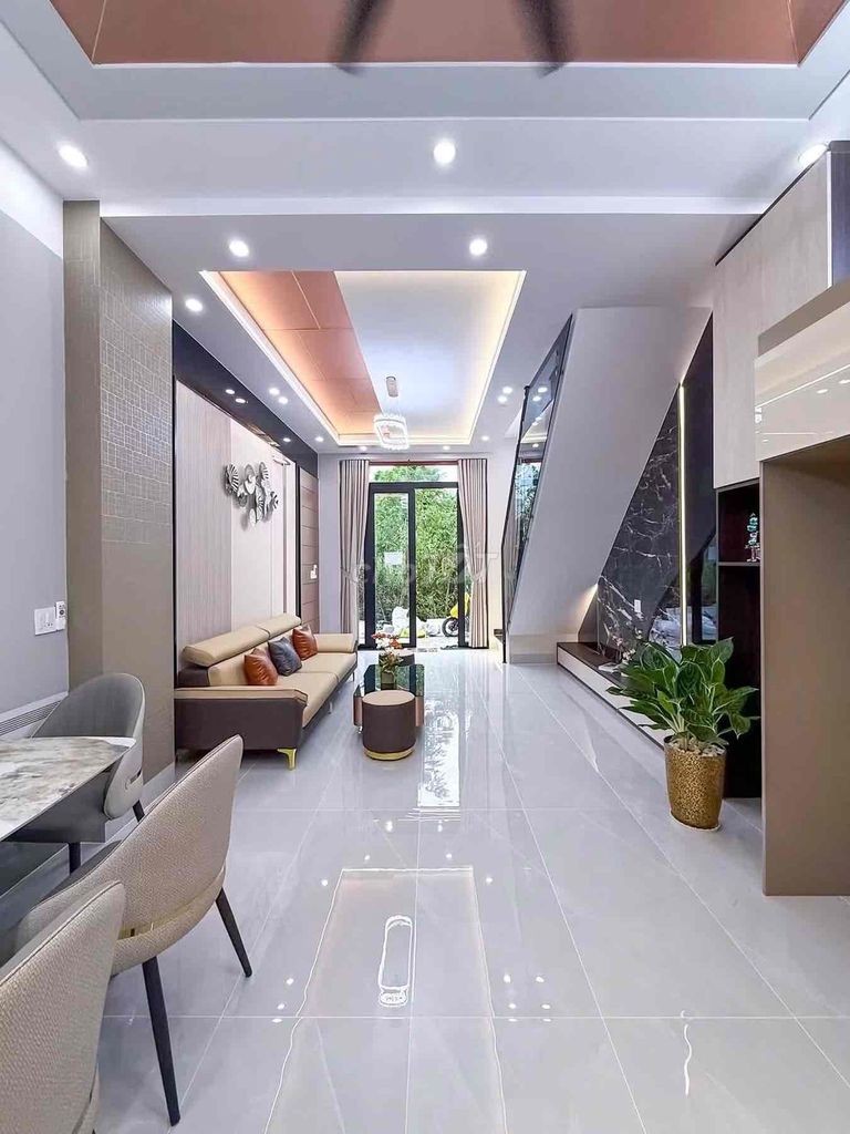 NHÀ TRỆT LẦU FULL NỘI THẤT - HẺM 5 ĐƯỜNG TRẦN VĨNH KIẾT - Ảnh 1