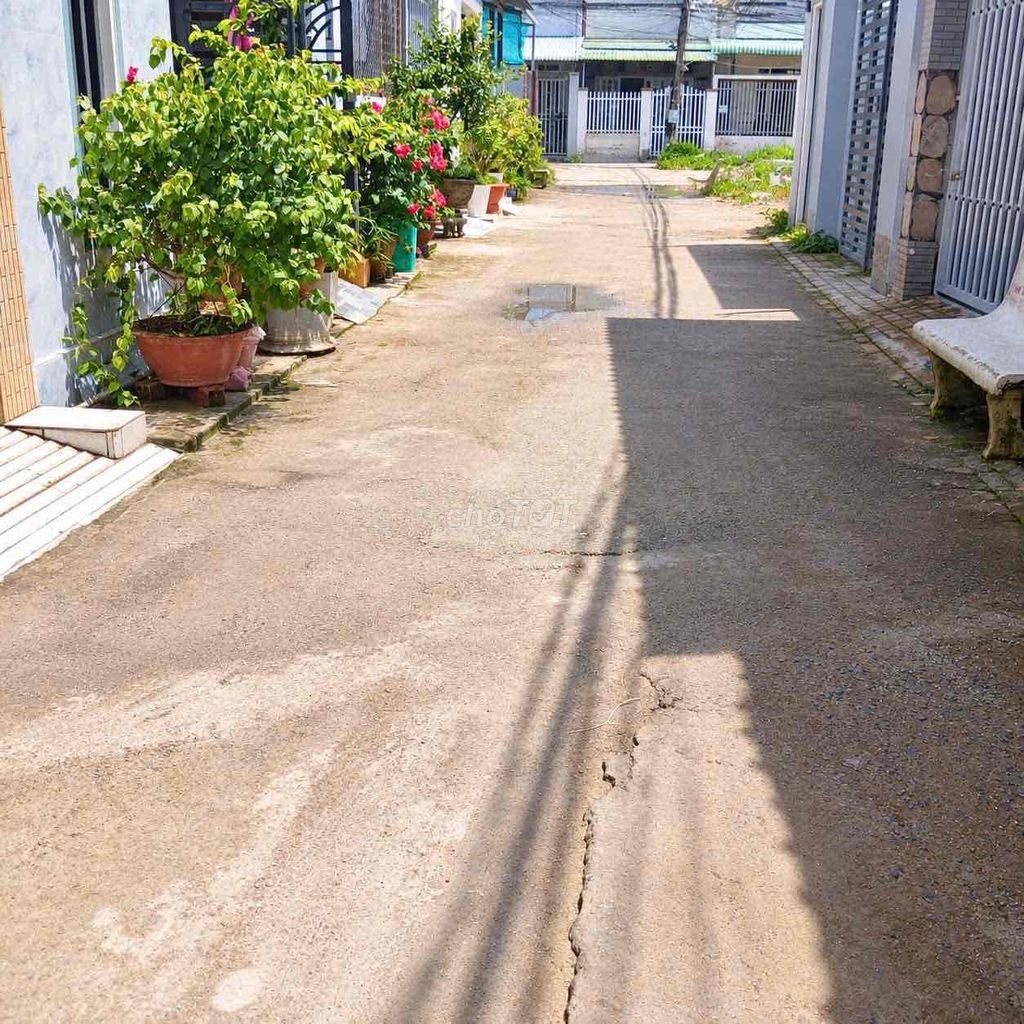 Bán Căn Nhà C4 Mới Đẹp Rộng Rãi Gần Cầu Rạch Súc Võ Văn Kiệt P. Long H - Ảnh 1