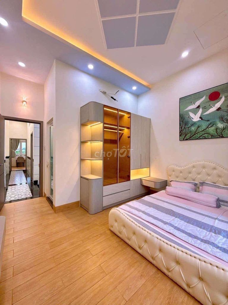NHÀ RỘNG RÃI - HẺM 5M, HOÀNG QUỐC VIỆT - Ảnh 1