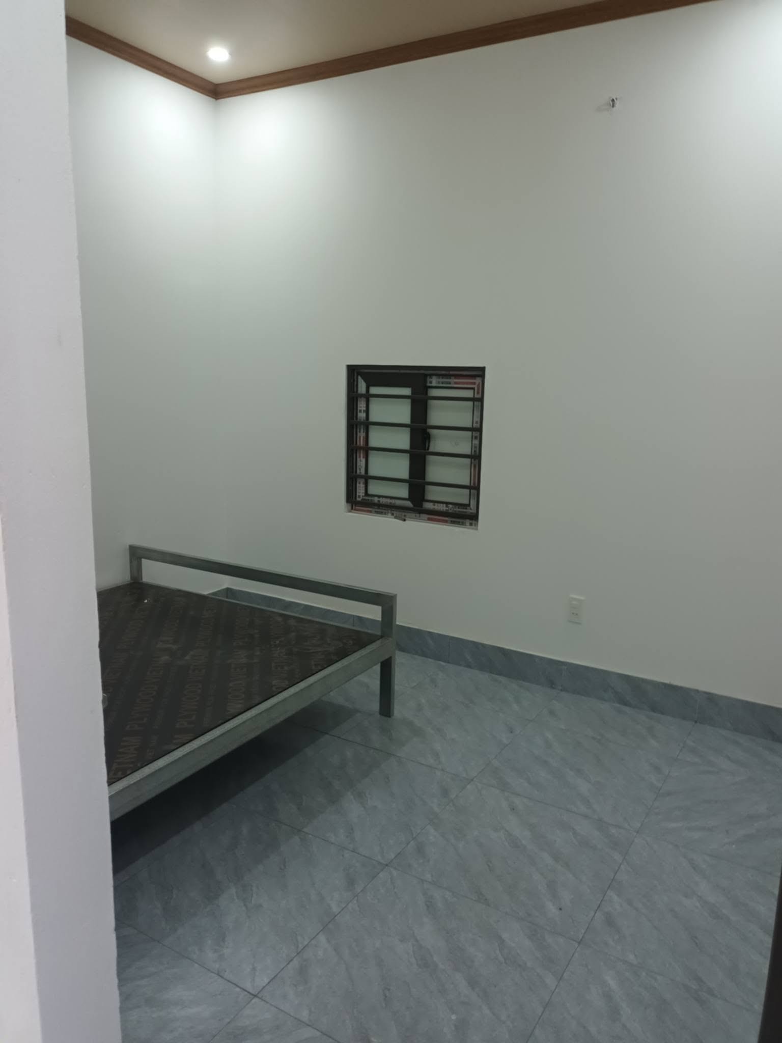 Cho thuê nhà nguyên căn 85m2. Ưu tiên hộ gia đình thuê ( thuê lâu dài)