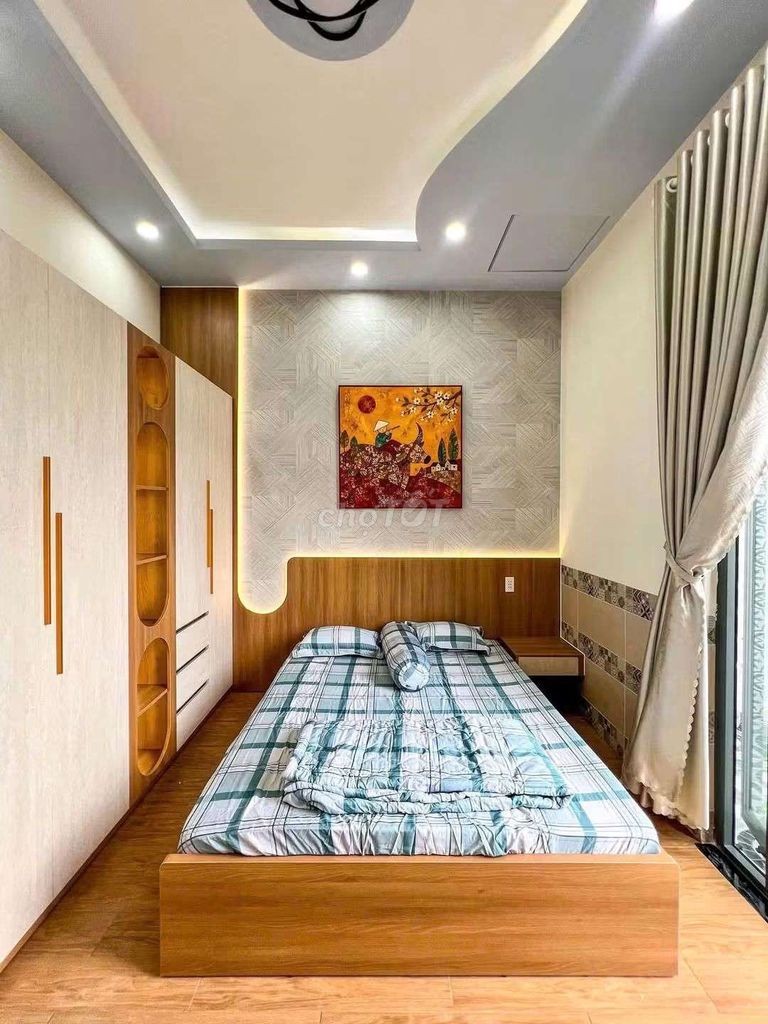 NHÀ TRỆT LẦU - TRỤC CHÍNH HẺM, HOÀNG QUỐC VIỆT