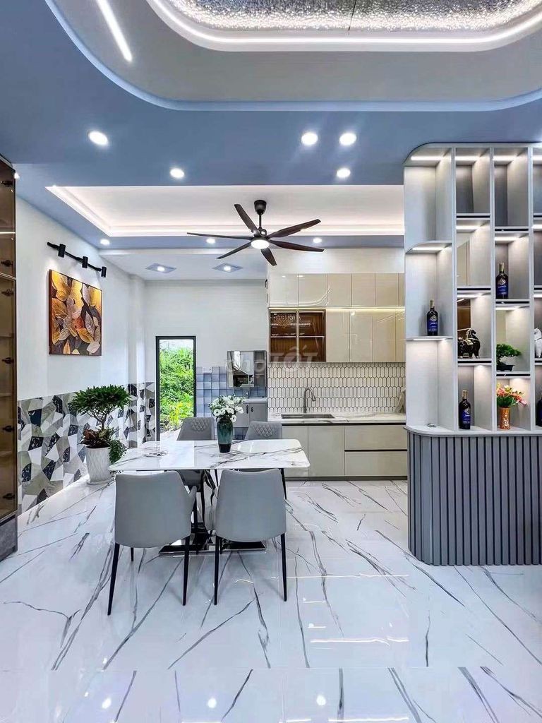 NHÀ TRỆT LẦU - TRỤC CHÍNH HẺM, HOÀNG QUỐC VIỆT