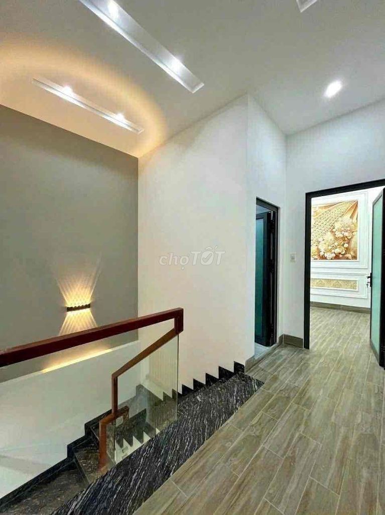 Nhà trệt lầu lộ ô tô gần siêu thị Lotte và đại học Y Dược Cần Thơ - Ảnh 4