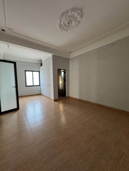 🔥 SIÊU PHẨM MẶT TIỀN HUỲNH THÚC KHÁNG - DÒNG TIỀN 30 TR/THÁNG - NỞ HẬU TÀI LỘC 6.7M - Ảnh 1
