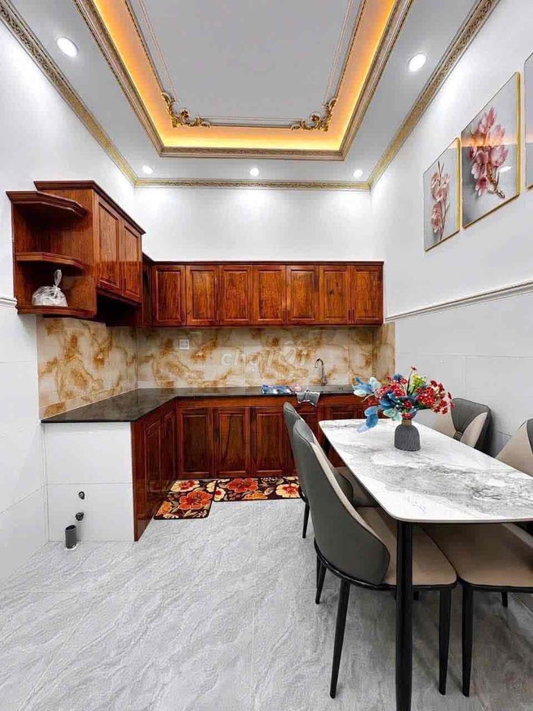 BÁN GẤP NHÀ TRỆT LẦU RỘNG 4PN HẺM 138 TRẦN HƯNG ĐẠO GẦN ĐH CẦN THƠ - Ảnh 2