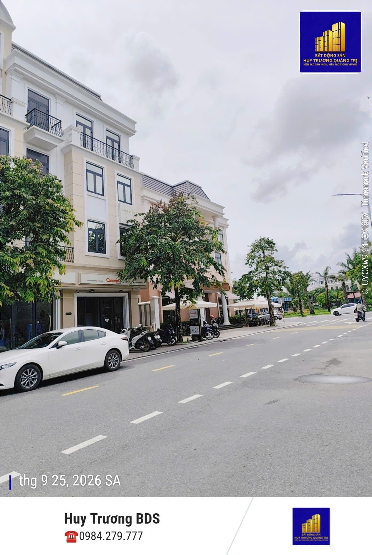 Shophouse Vincom hoàn tiện 4 tầng view công viên - căn xẻ khẻ!