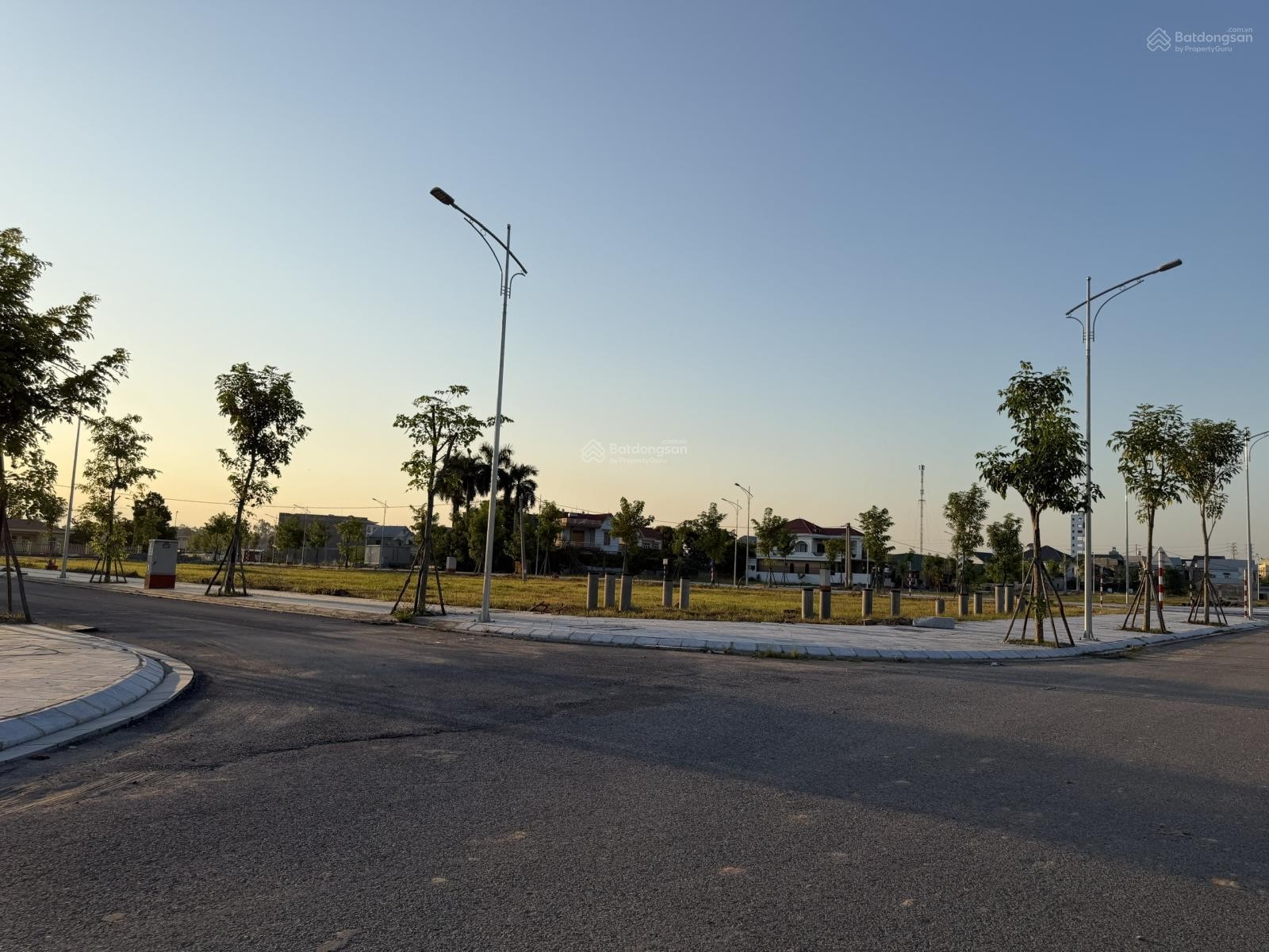 Chính chủ cần bán lô đất nền 100m2 tại Square City, Phổ Yên, Thái Nguyên, gần Quảng trường Vạn Xuân - Ảnh 1