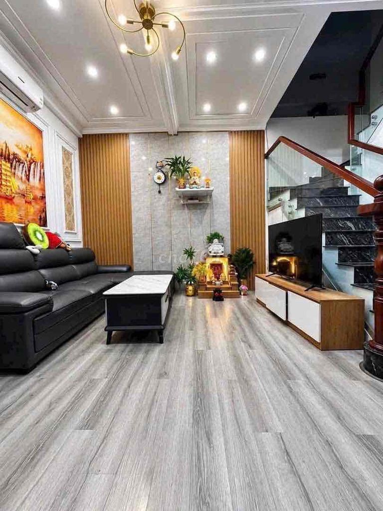 NHÀ TRỆT LẦU LỘ Ô TÔ GIÁ RẺ HẺM 9 PHẠM NGỌC HƯNG GẦN LOTTE