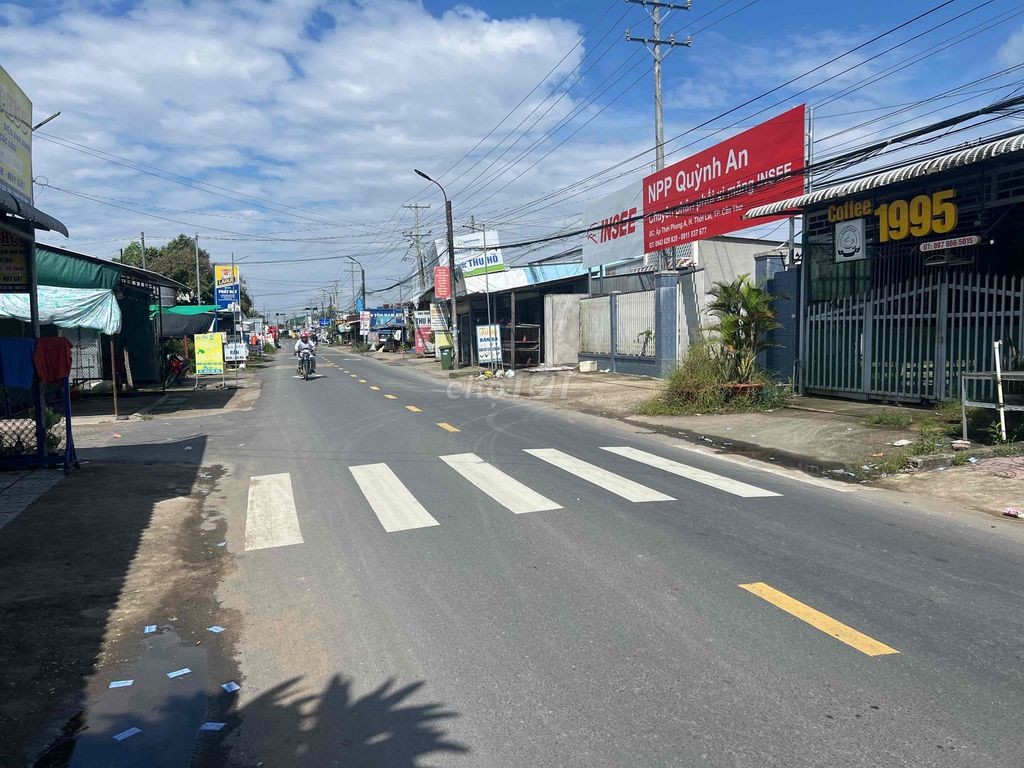 TS: Nhà ở và 01 Khu nhà Nghỉ 22 phòng; 01 khu Trọ 40 phòng đang