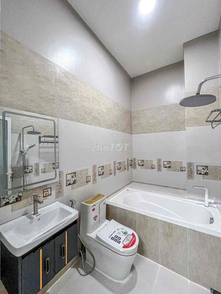 NHÀ 1 TRỆT 2 LẦU – KDC THỚI NHỰT 2 – GẦN ĐH Y DƯỢC CẦN THƠ