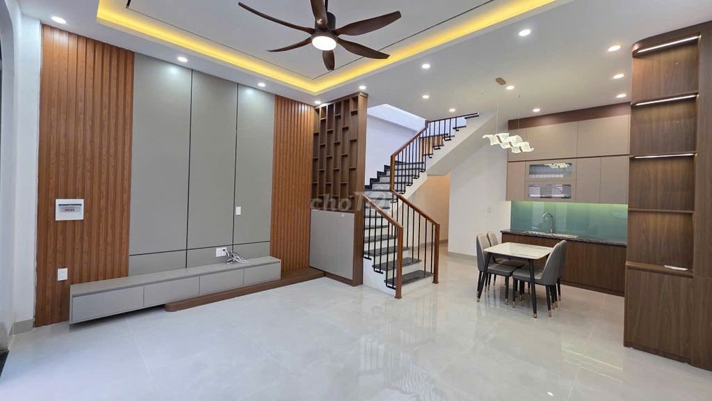 Nhà 2 tầng 71m2 tại Quỳnh Cư, Hồng Bàng 2,45 tỷ