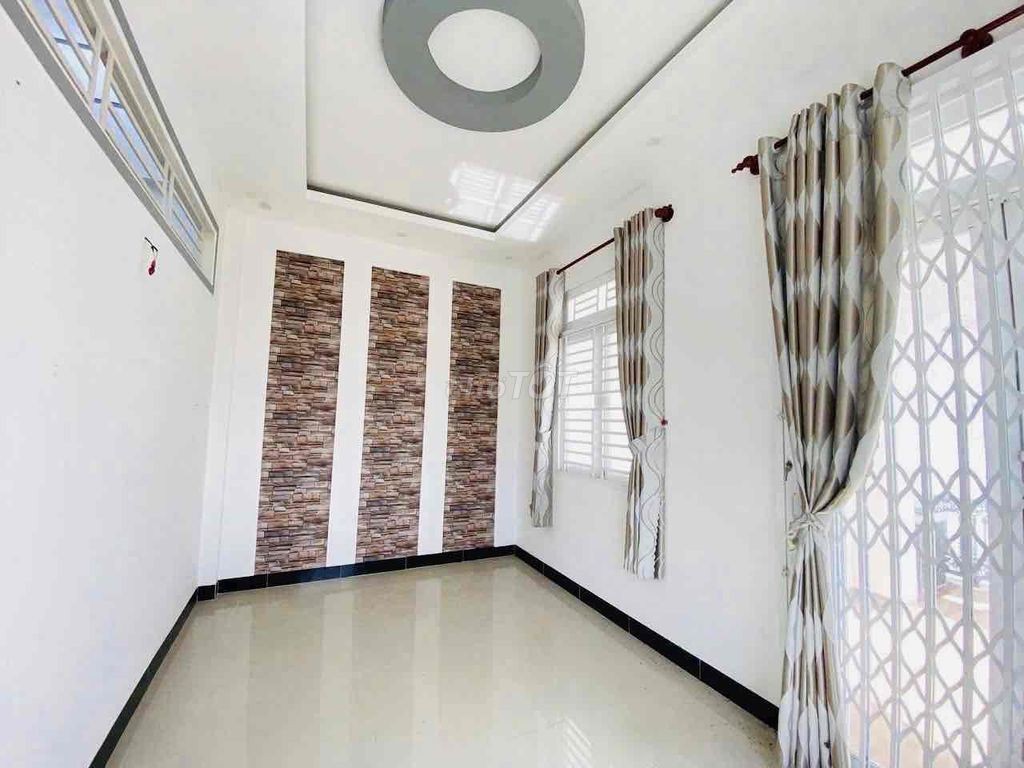 BÁN NHÀ 2 LẦU - CÓ HẺM HÔNG 2M - SỔ HỒNG HOÀN CÔNG - KDC HƯNG PHÚ - Ảnh 3