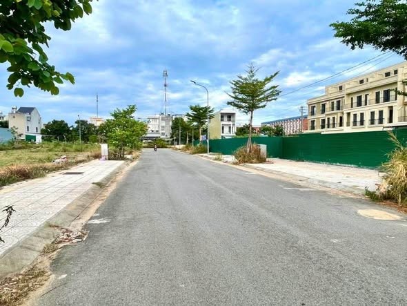 💥💥Đất mặt tiền đường 13,5m KDC Bắc Huỳnh Thúc Kháng, Quảng Ngãi - Ảnh 2