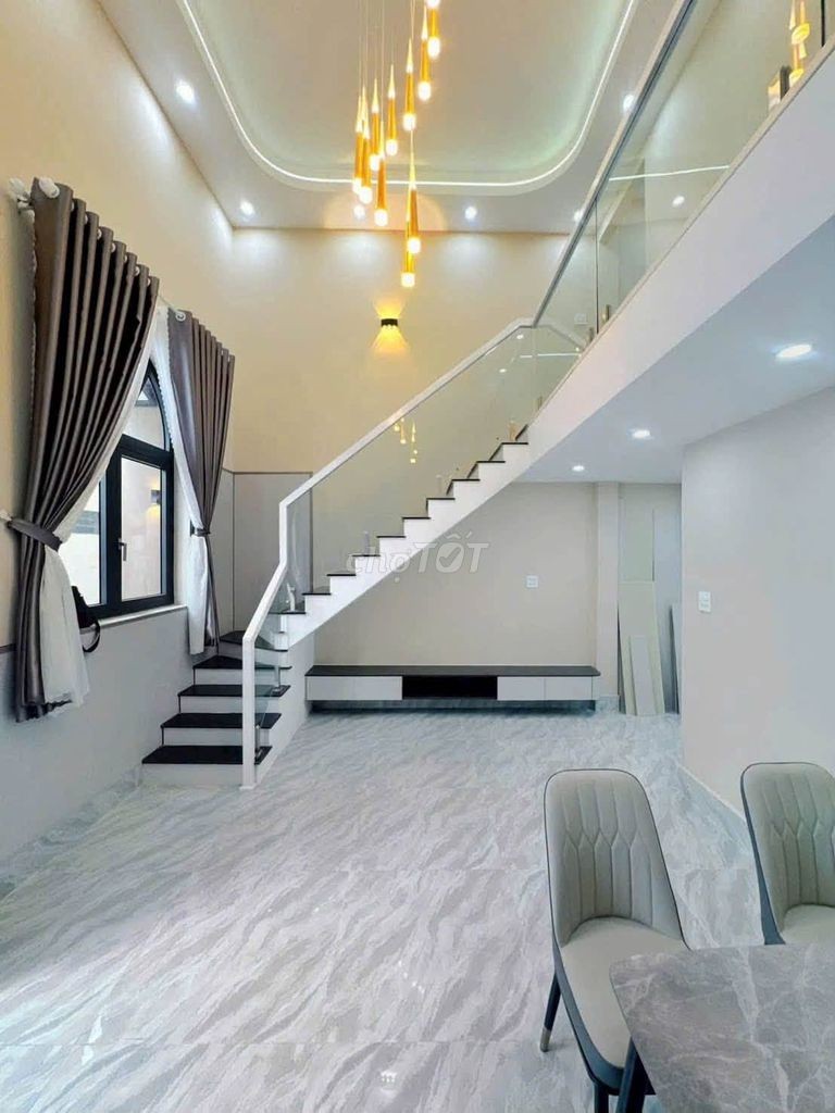 Nhà đẹp 51.4m2 Mậu Thân, 3PN, gần Lotte