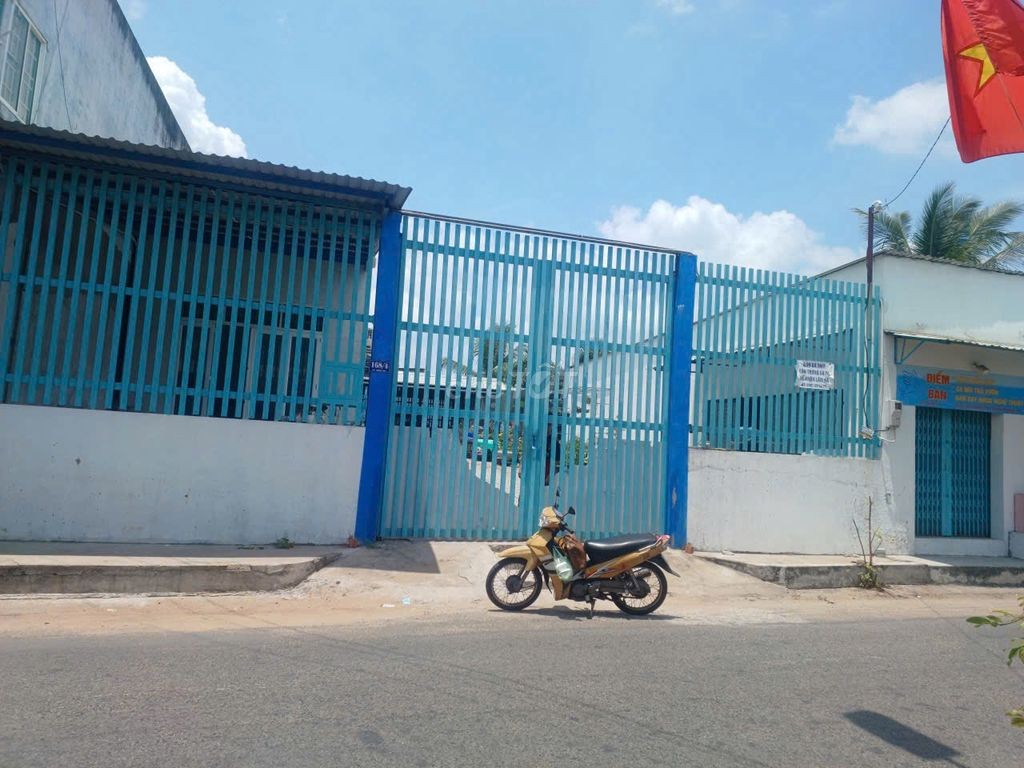 NHÀ MẶT TIỀN ĐƯỜNG LÊ HỒNG NHI CẦN BÁN - Ảnh 5