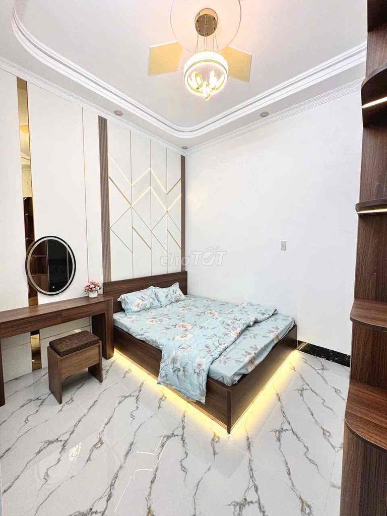 NHÀ TRỆT LẦU MỚI HOÀN THIỆN – MẶT TIỀN CÔNG VIÊN - Ảnh 3