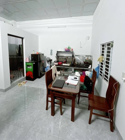 Hiện mình trống 1 phòng trọ rộng gần 25m. Địa chỉ gần cầu vượt Bắc Sơn, gần Ga Thái Nguyên, gần các trường Đại học - Ảnh 2