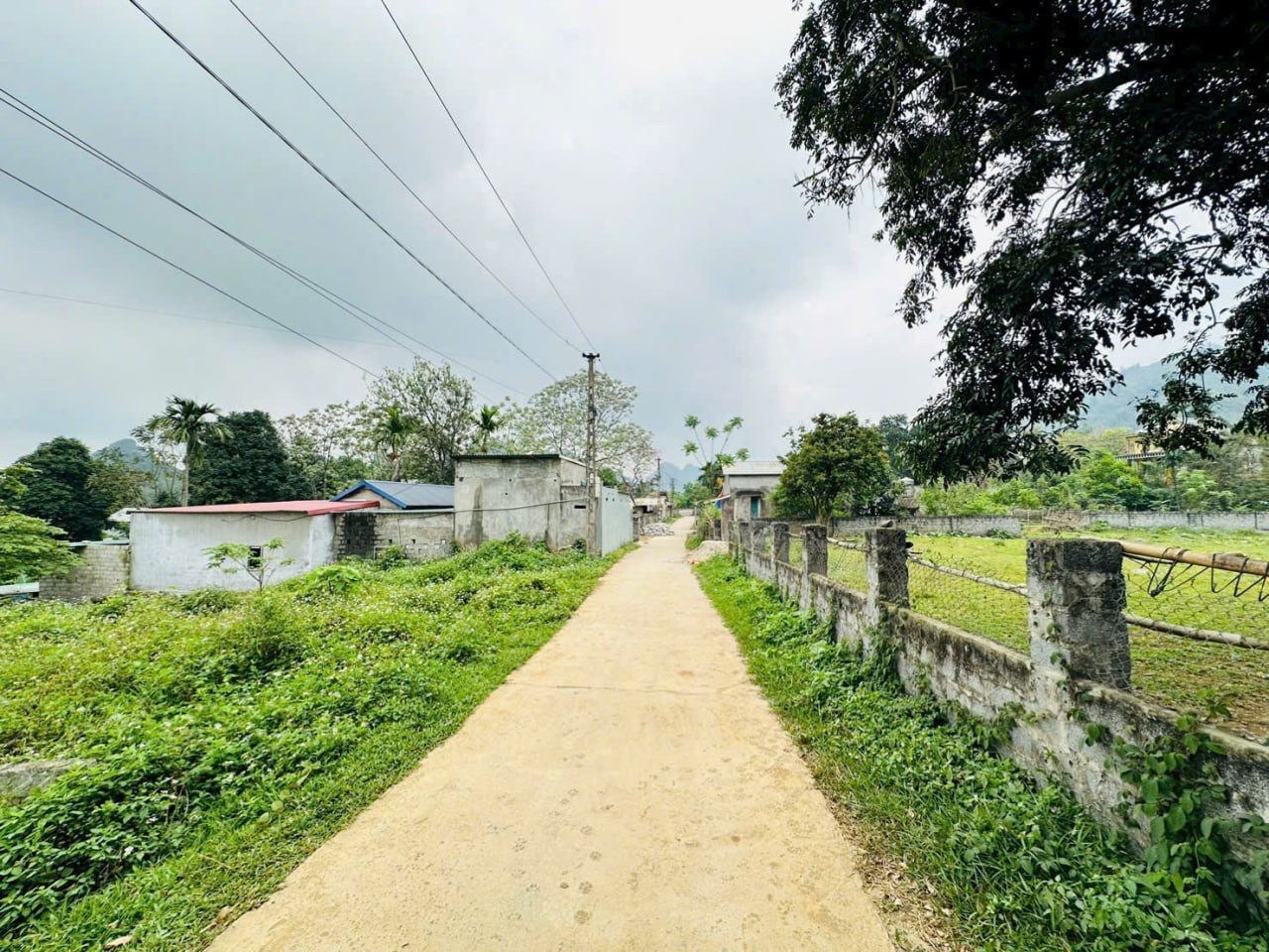 228m - 100 thổ cư - mặt tiền 7.6m - xã Liên Sơn, Lương Sơn - chỉ 1.x tỷ