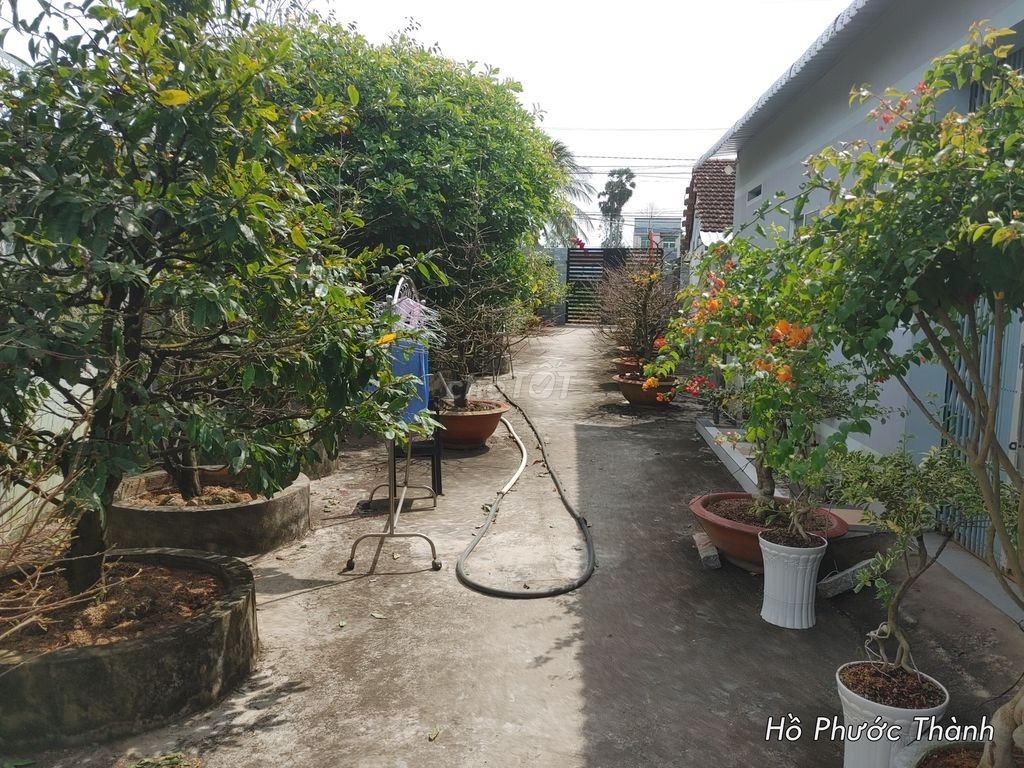 Bán nhà mặt phố DT 847.8m2 MT đường HL1 giáp sông sát chợ Tân Thành