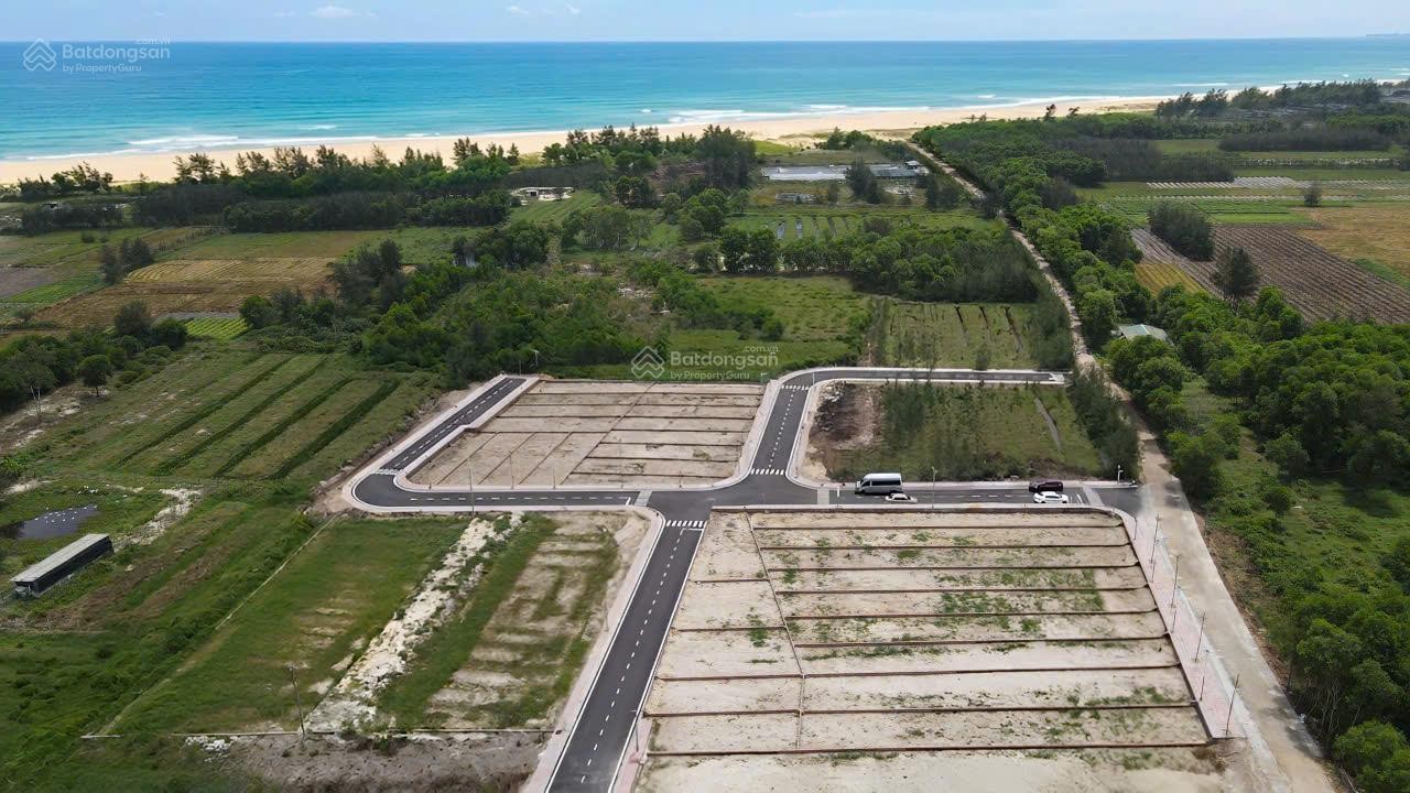 Cần bán lô đất nền cách biển 200m giá nhỉnh 4tr/m. Sổ đỏ full thổ cư. Cách đường QP ven biển 20m - Ảnh 1