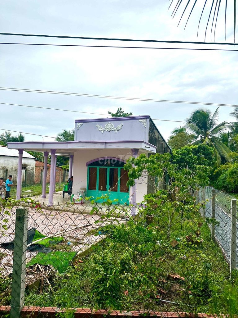 cần bán nhà cách cầu số 1 800m - Ảnh 1