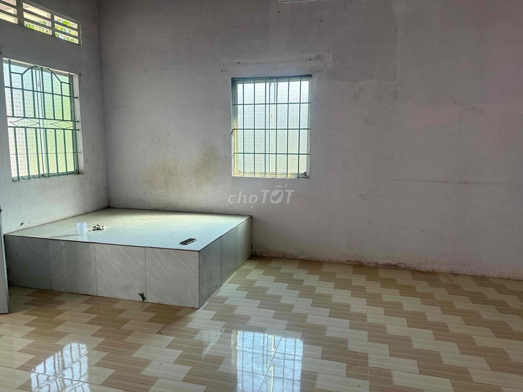 cần bán nhà cách cầu số 1 800m - Ảnh 4