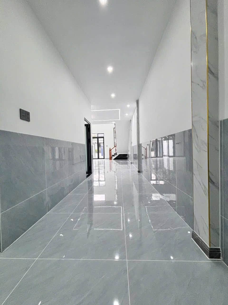 🏡 NHÀ ĐỐI DIỆN CHỢ TÂN PHƯỚC KHÁNH – TÂN UYÊN CŨ, NAY THUỘC TP.HCM - Ảnh 2