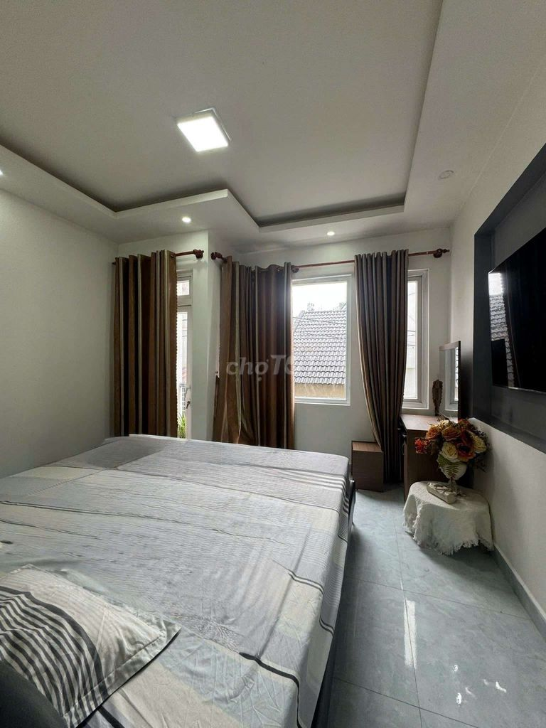 Giảm 500 triệu bán gấp nhà 3 tầng // chỉ 5 tỷ đường ô tô