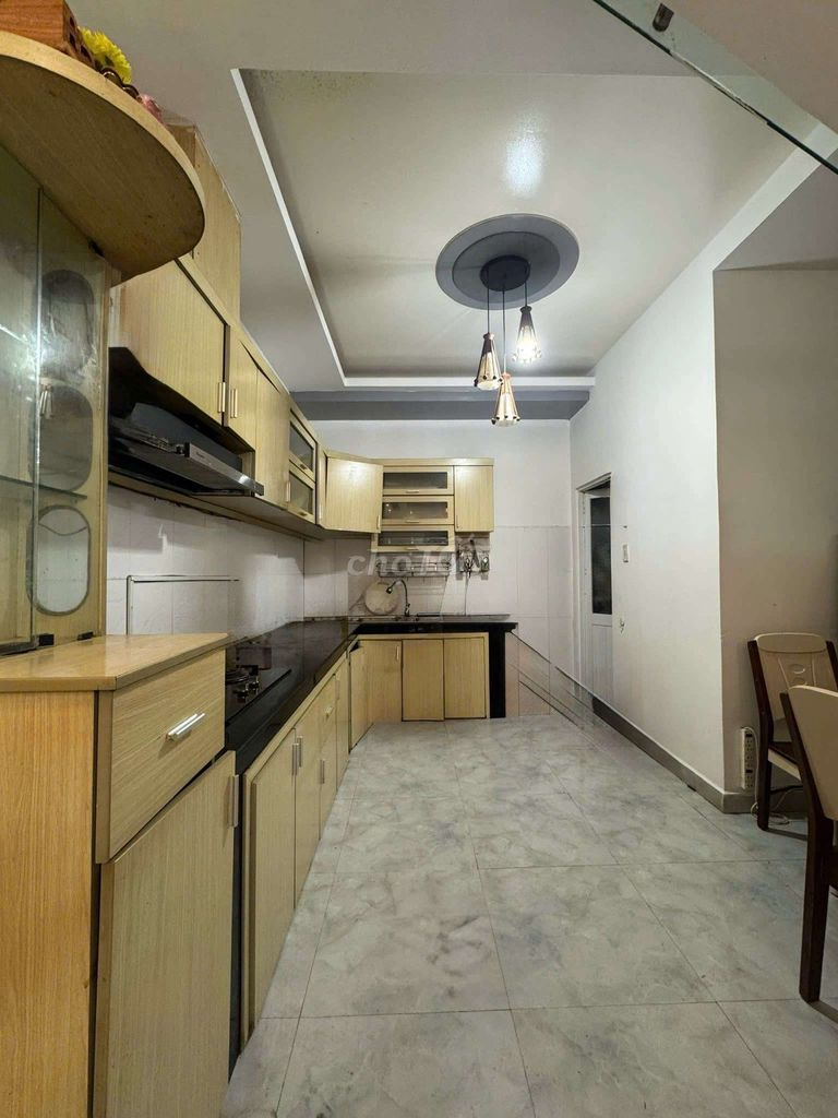 Giảm 500 triệu bán gấp nhà 3 tầng // chỉ 5 tỷ đường ô tô