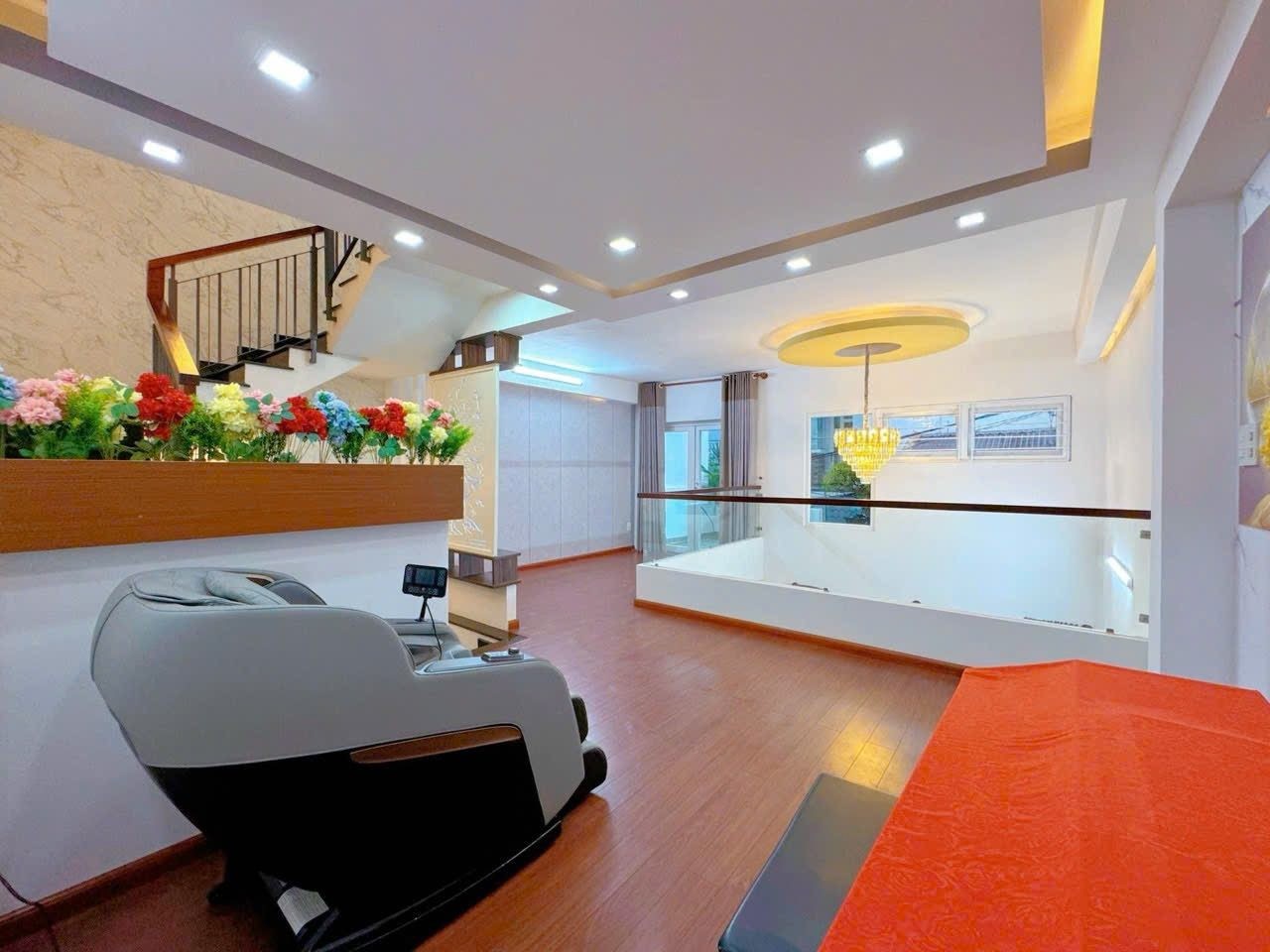 Bán Nhà riêng 54m2 có sẵn 54 m2 thổ cư giá 6.35 tỷ tại Đường Bùi Quang Là Phường 12 Quận Gò Vấp TP. Hồ Chí Minh - Ảnh 1