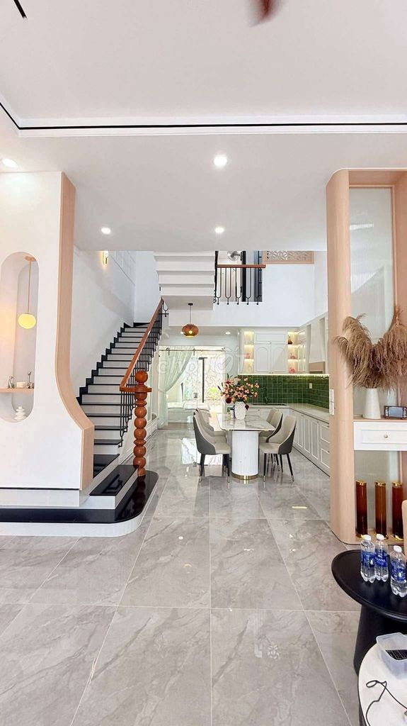 bán nhà mê lệch hiện đại mới 100% thôn 3 - Ảnh 4