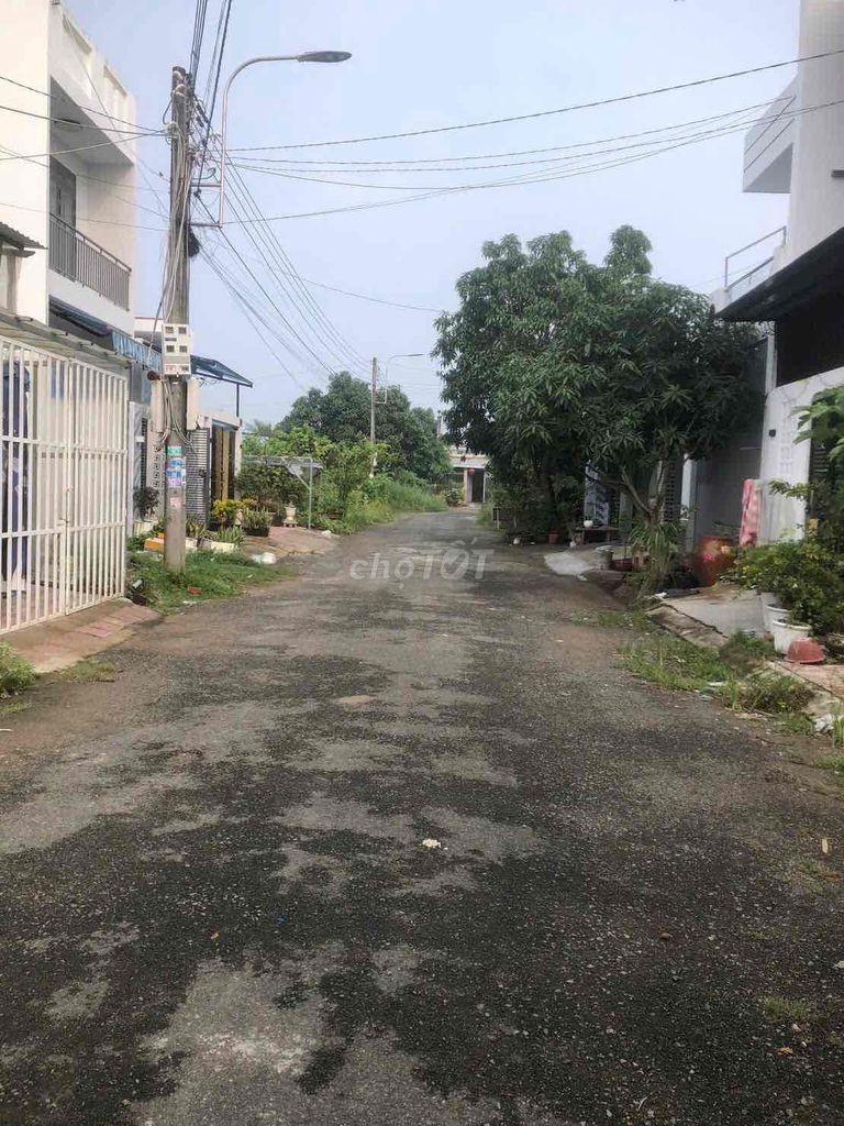 Bán đất khu dân cư tân xuyên lộ nhựa, sau là sông gió mát quanh năm - Ảnh 1