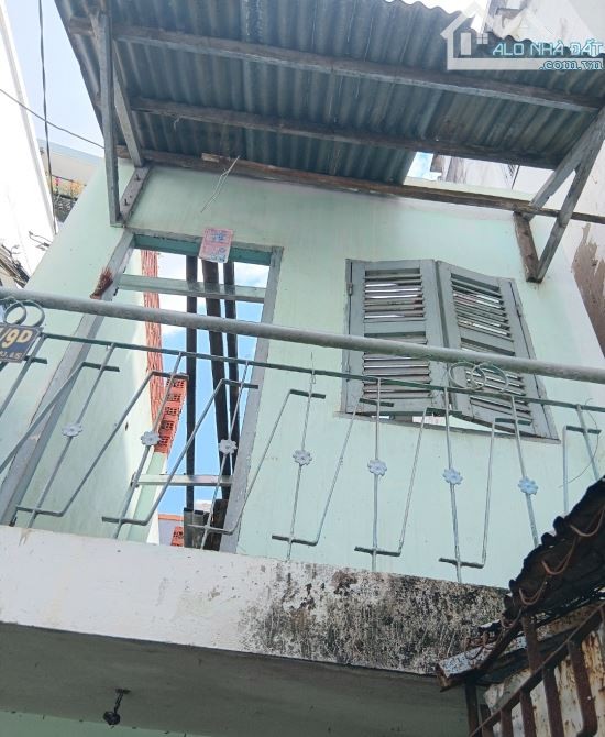 2,5 Tỷ Trần Bình Trọng Q.5 - Căn Góc - Hẻm Xe Hơi - Sổ Công Nhận Trệt Và Lầu