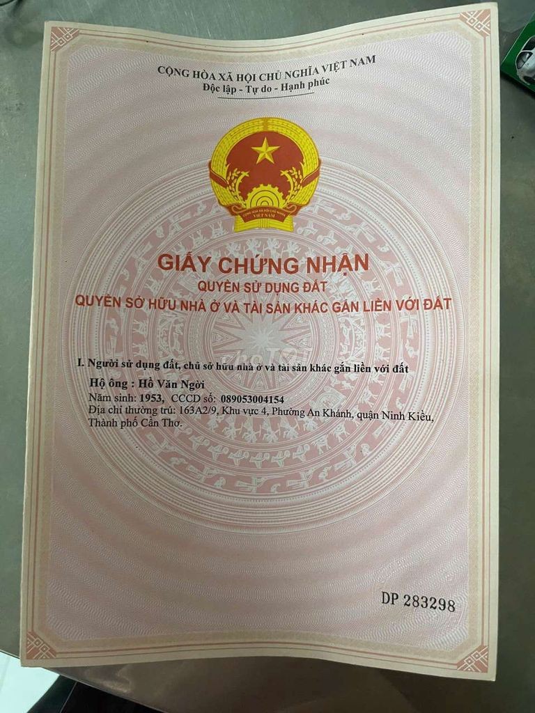 Nền hẻm liên tổ 9-10 Nguyễn Văn Cừ, Ninh Kiều, Cần Thơ.