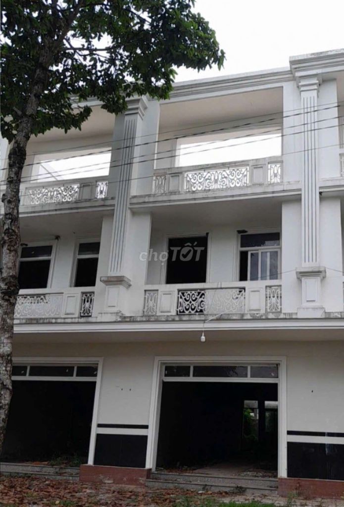 NHÀ PHỐ ĐẸP TẠI MEKONG CITY VĨNH LONG