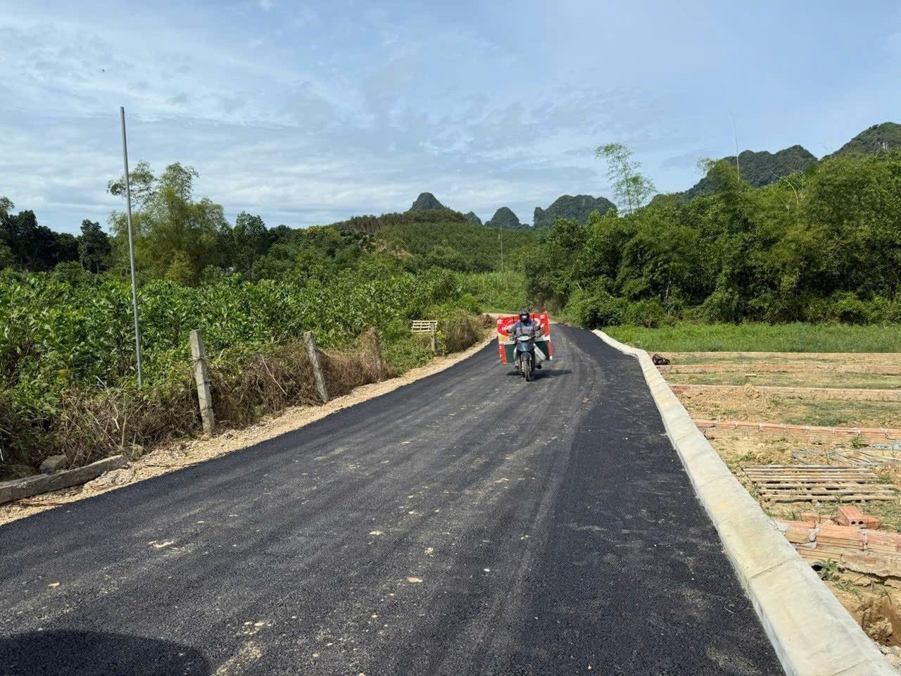 Chỉ hơn 100tr có ngay lô đất gần trung tâm xã tại Lạc Thủy Hòa Bình - Ảnh 3