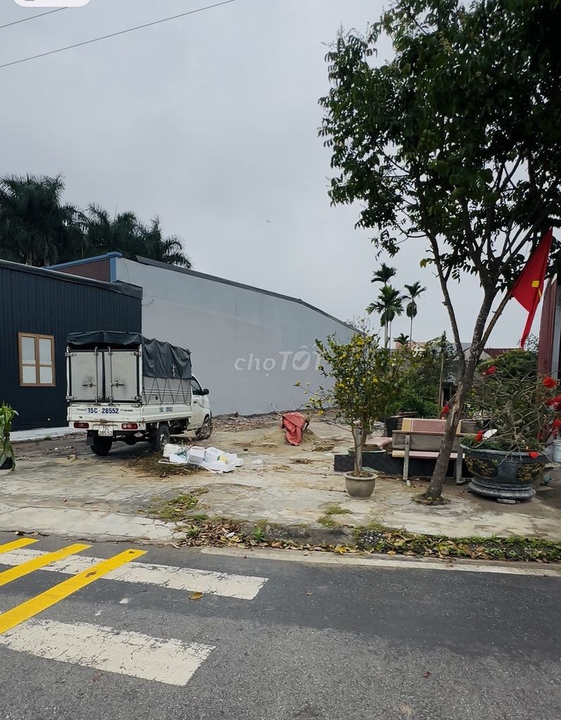 Chính chủ bán lô đất 100m2, Đặng Cương, đường trục chính hơn 10m. - Ảnh 2