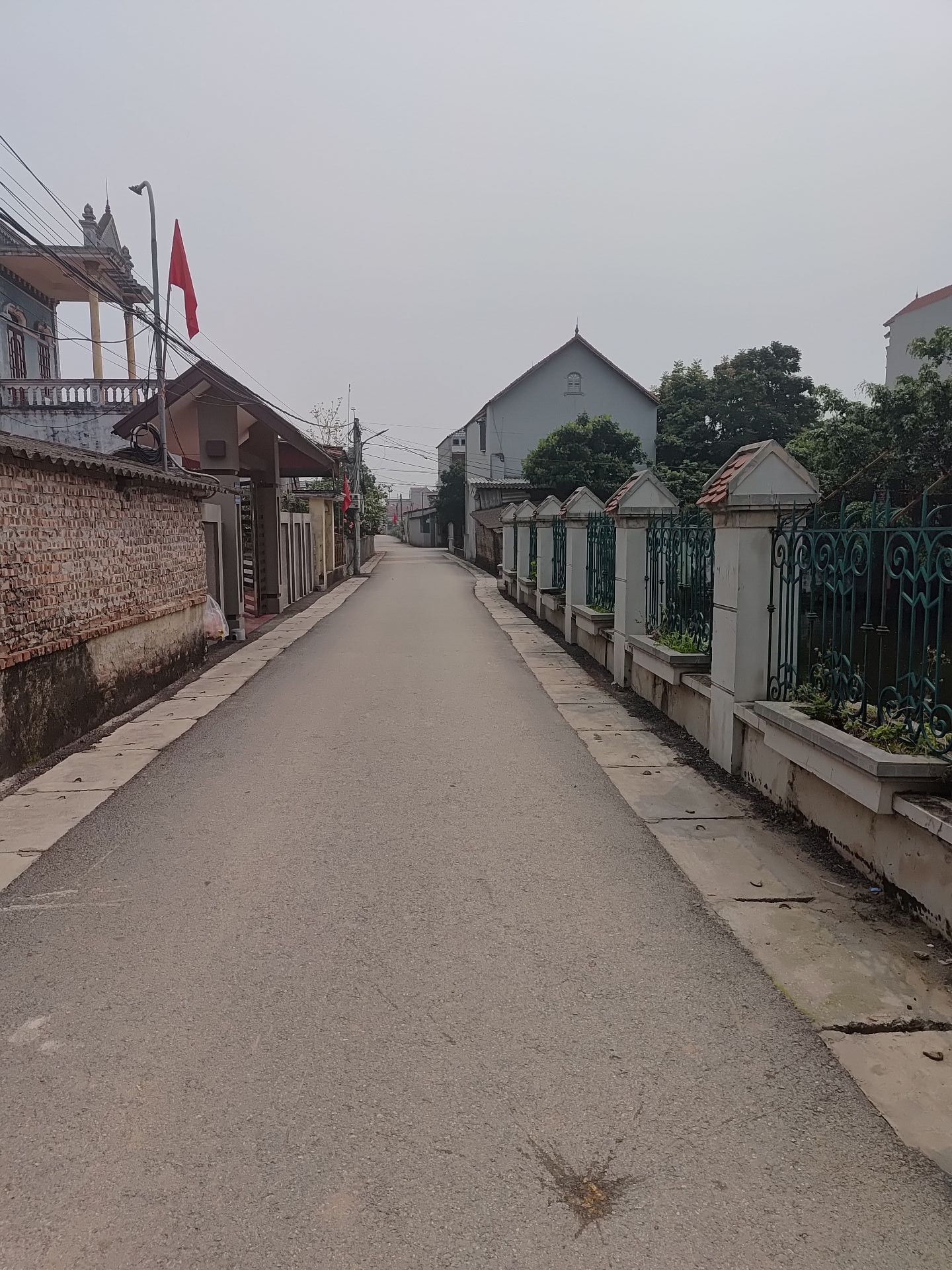 CHỈ 1 LÔ DUY NHẤT TẠI TÂN DÂN – 82M² VUÔNG ĐẸP – Ô TÔ GẦN ĐẤT! 🔥 NGÕ NÔNG – Ô TÔ TRÁNH GẦN ĐẤT – MẶT TIỀN 4,8M – ĐẦU TƯ HOẶC XÂY NHÀ ĐỀU ĐẸP