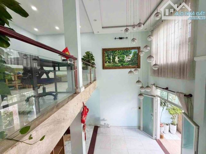 CÁCH CHỢ THỊ NGHÈ 5P - BÁN NHÀ NGANG KHỦNG 6M TẠI PHAN VĂN HÂN, BÌNH THẠNH GIÁ CHỈ 4,69TỶ! - Ảnh 3