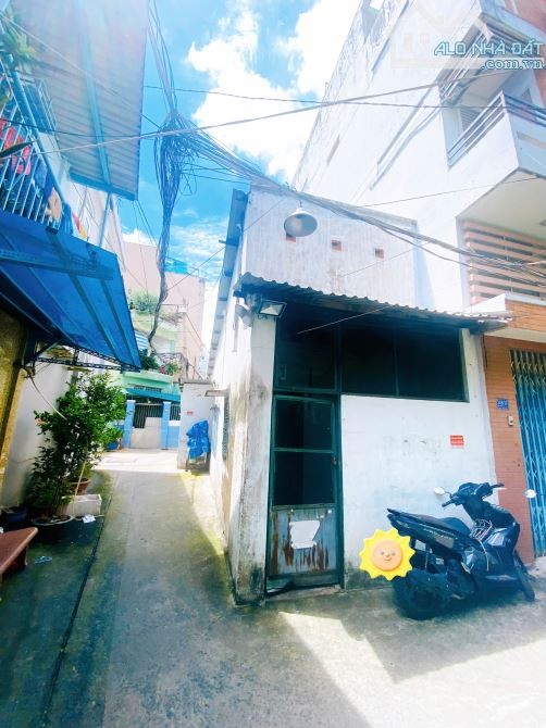 Bán nhà Cách Mạng Tháng Tám, QUẬN 3, 3.2 x 12.5m (40 m2), 5 tỷ - Ảnh 2