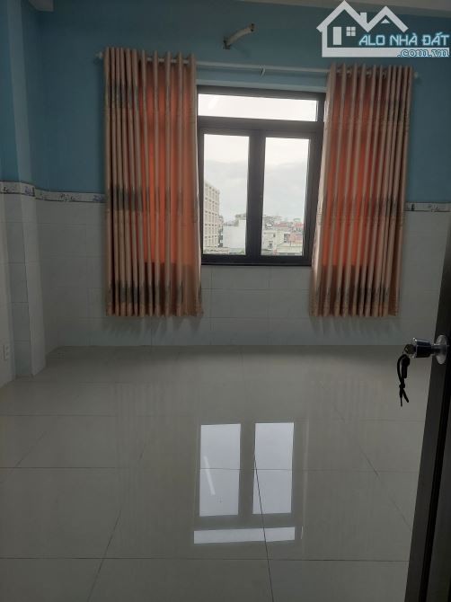Bán nhà 699 mặt tiền Lý Thường Kiệt 4.2x11m 4 tầng giá 12 tỷ - Ảnh 2